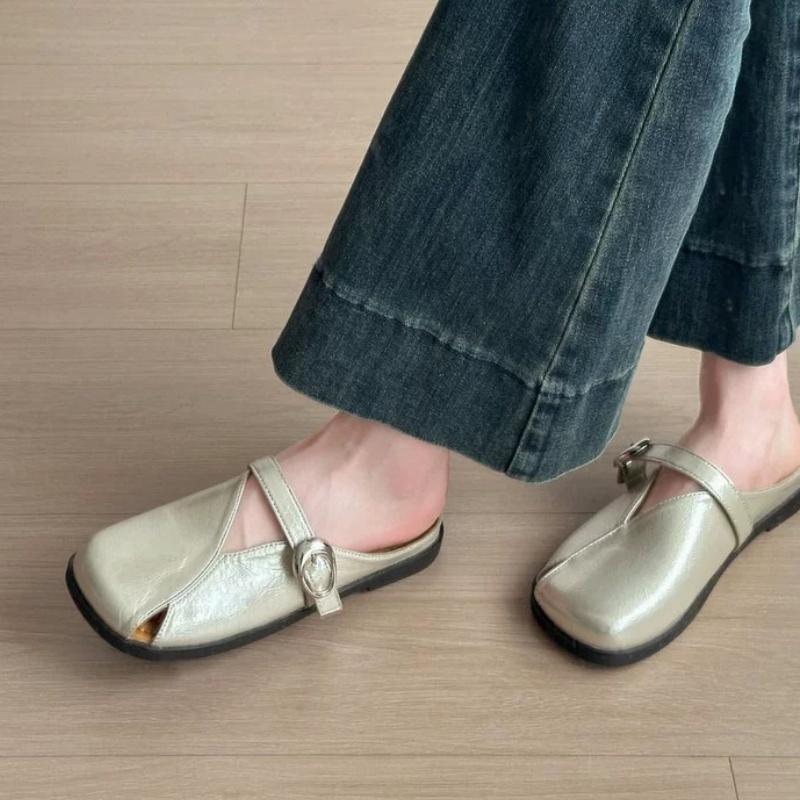 2025 New Style Soft Leather Buckle Strap Casual Shoes Fashion Flats Elegant Glitter Metallic Mules Shoes Cover Toe Women Slipper
