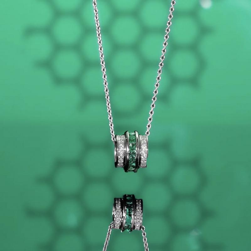 Korean Minimalist Colored Diamond Necklace: Trendy, Elegant, and Versatile Collarbone Accessory