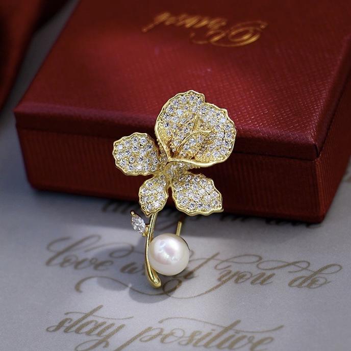 Bo Xin Yun High-End Zircon Poppy Brooch with Freshwater Pearl - Unisex Clothing Accessory