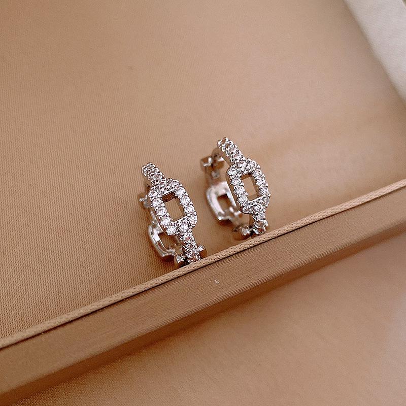 Real Gold Plated Zircon Star Ear Cuffs: Elegant Light Luxury Earrings for Women