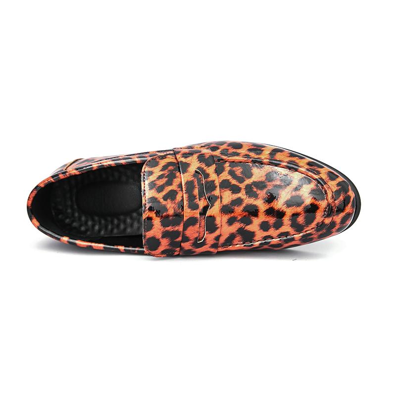Men Leopard Print Loafers Leather Individuality Formal Business Flats Shoes Color Wedding Dress Prom Shoes Over Sized