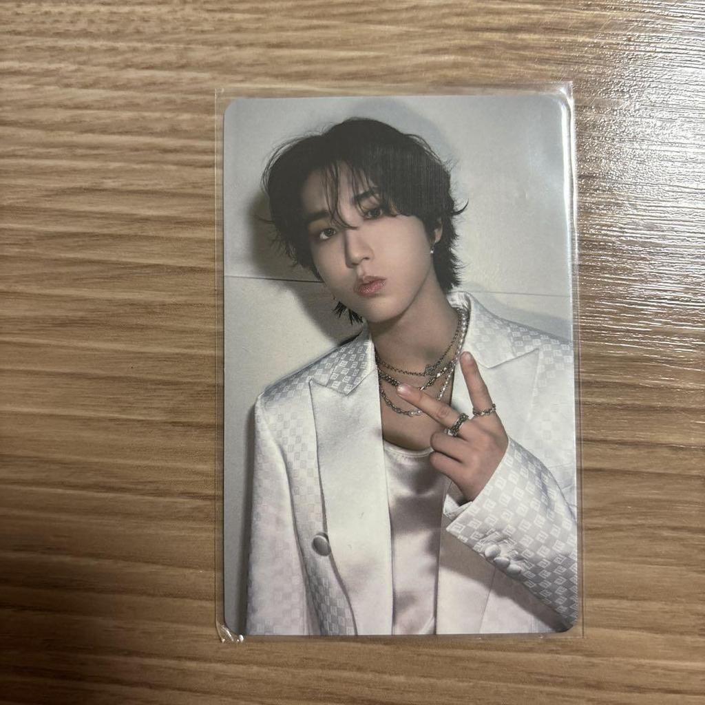 [USED] Stray Kids Han Dome in ATE stickers, tracksuits, trading cards