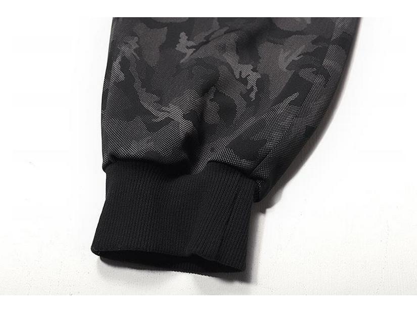 Męskie letnie casualowe spodnie dresowe z lodowego jedwabiu ze sznurkiem - Luźny krój, ze ściągaczem przy kostkach, z dużymi kieszeniami