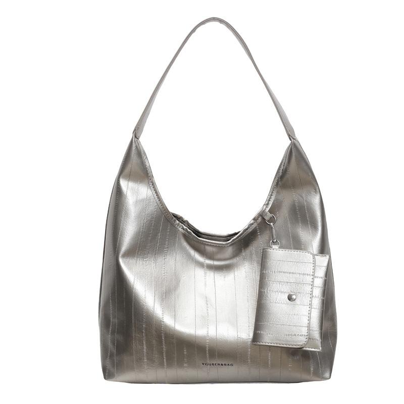 

Срібляста приміська сумка великої місткості, жіноча нова універсальна темпераментна сумочка 2024 року, повсякденна сумка під пахви через плече срібний