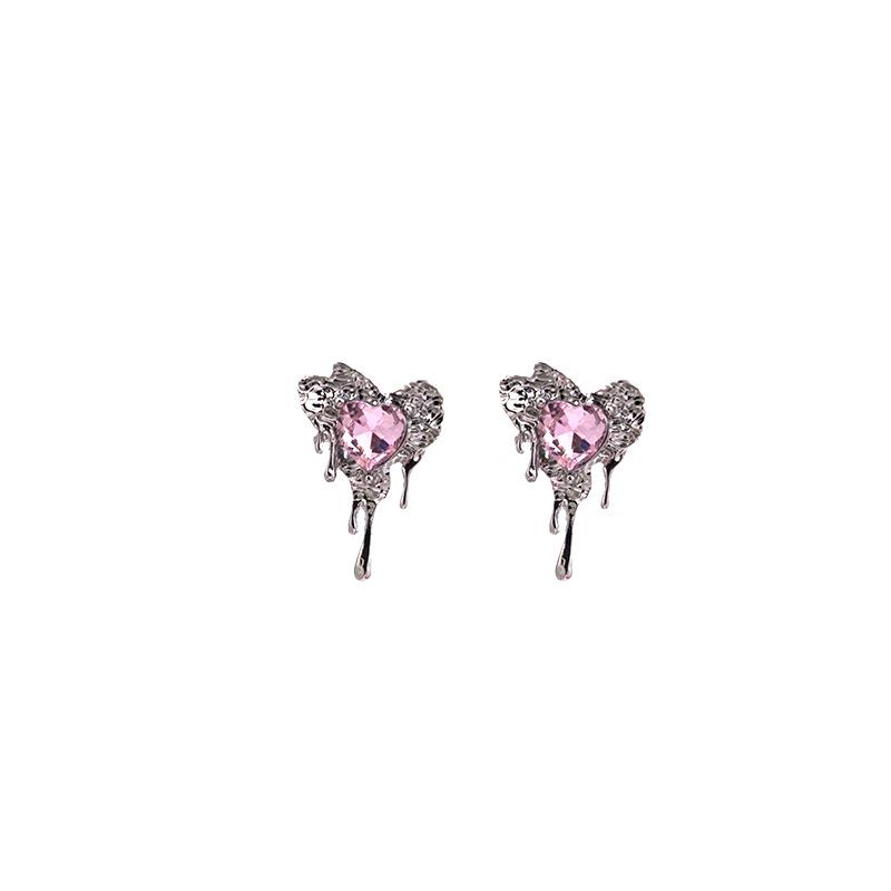 Silver Needle Pink Heart Diamond Stud Earrings - Chic and Versatile Jewelry