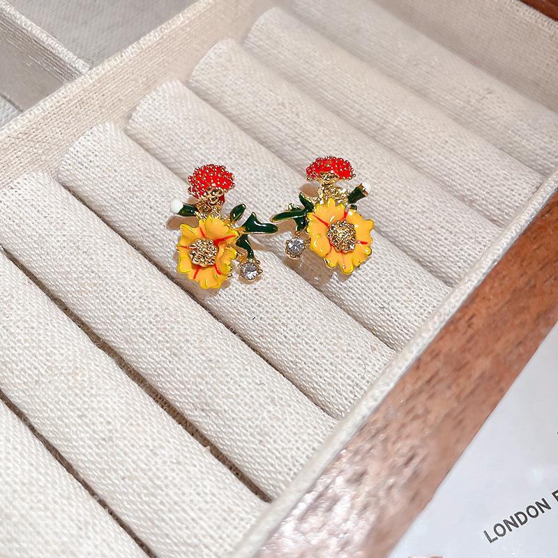 Vintage Drip Oil Floral Earrings: Retro High-End Studs for Women