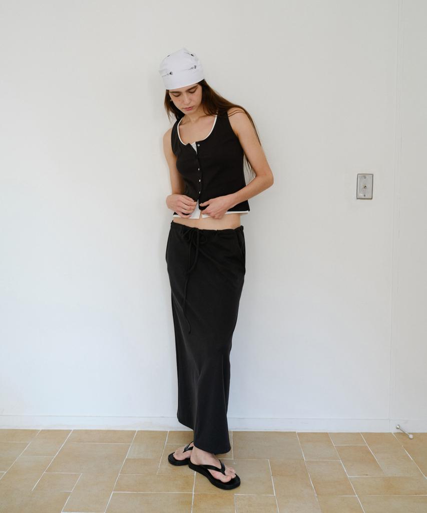 Deolil Bake Long Skirt_Black