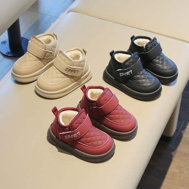 

2025 cotton shoes new winter boys baby shoes velvet warm children snow boots girls casual short boots tide 26 yards inner length 16.0cm
