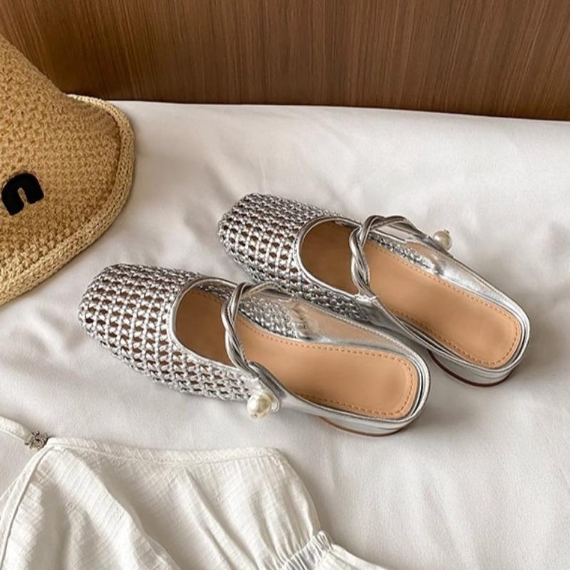 Fashion Fashion 2025 Closed Toe Women's Slippers New Outdoor Best Seller String Bead Daily Hollow Out Light Comfortable Flat Slippers