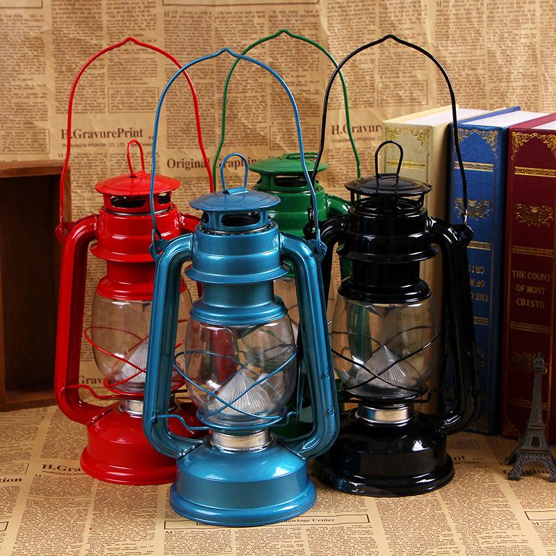 Retro Nostalgic Multi-Color Kerosene Horse Lamp - Portable Outdoor Camping & Decorative Lamp