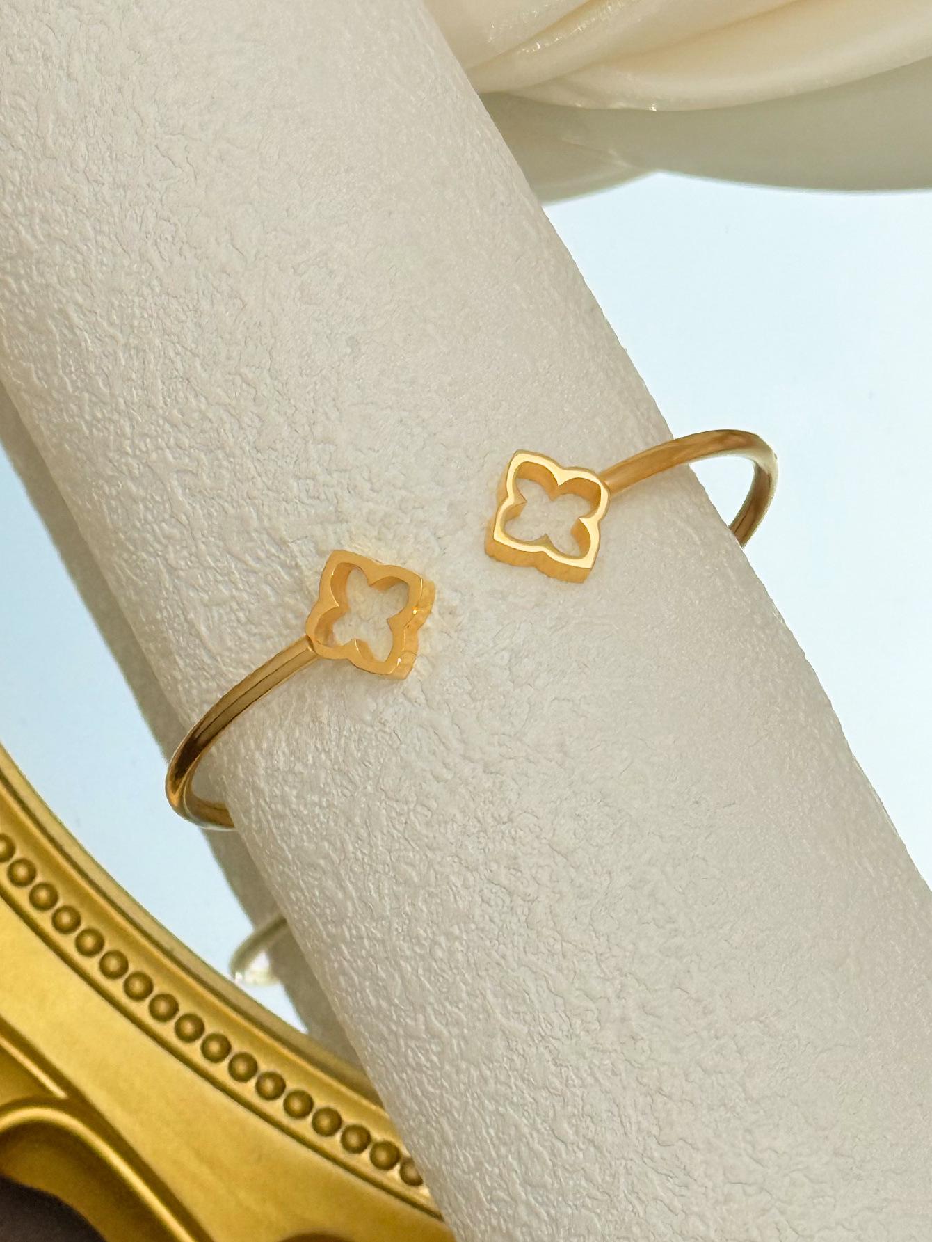 

Элегантный браслет с цирконом в виде четырехлистного клевера для женщин - Роскошный дизайн из титановой стали, Популярен в Европе и Америке 18K Vacuum Plating, Stainless Steel Material