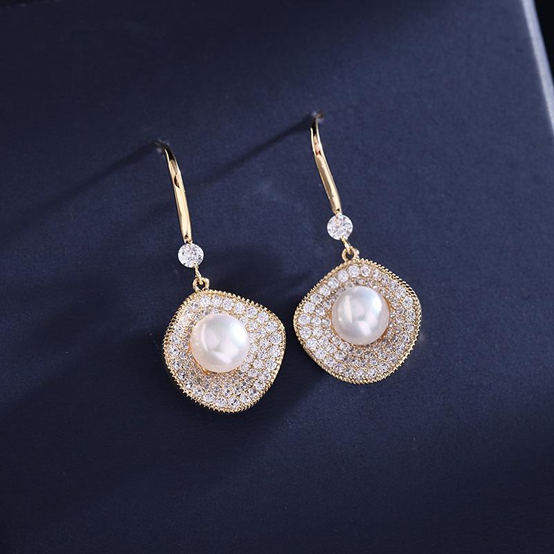Natural Freshwater Pearl Geometric Earrings for Women Pendientes Micro Pave Cubic Zirconia Earring Designer Fashion Jewellery