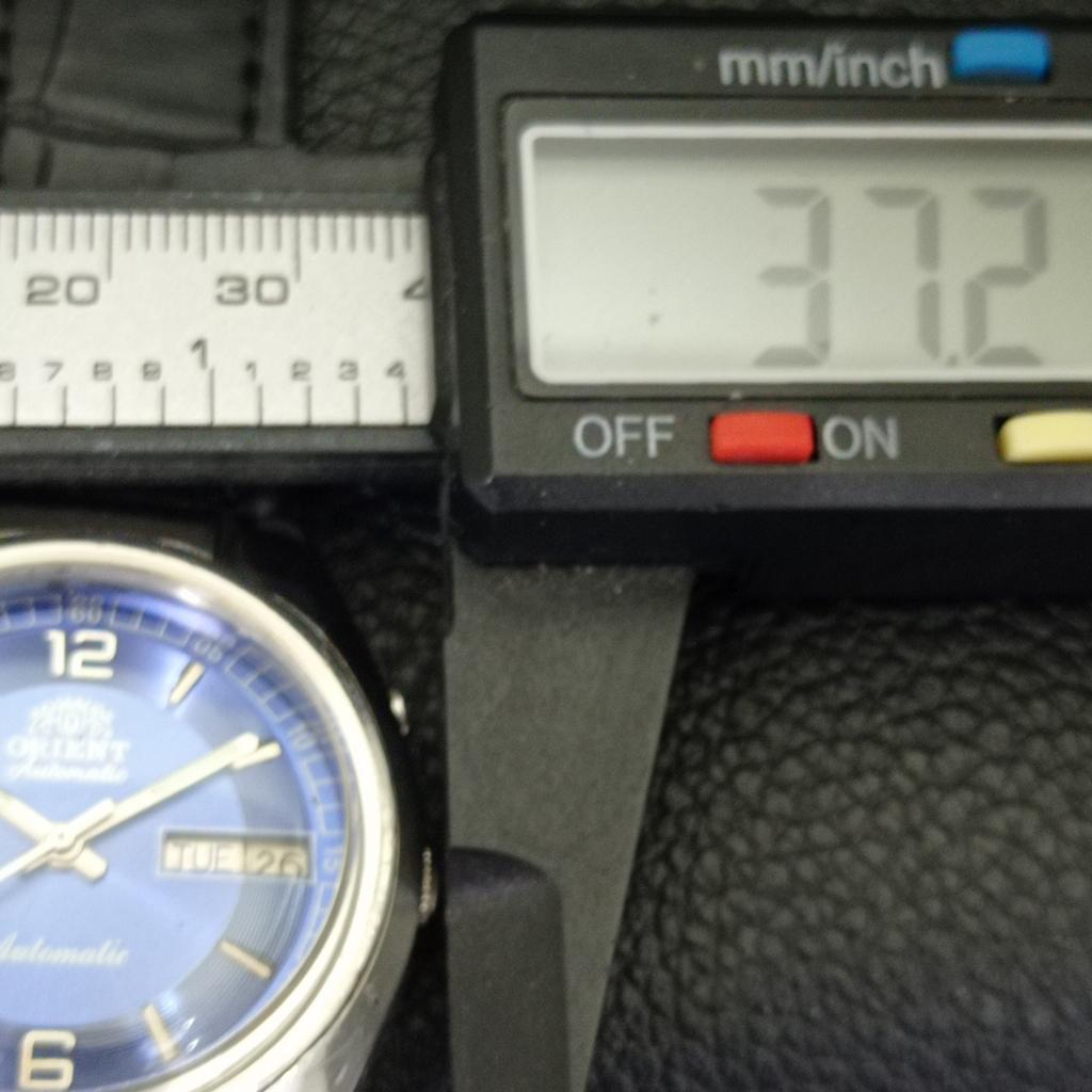 AUTOMATIC VINTAGE ORIENT 46941 JAPAN MENS BLUE COLOR DIAL WATCH a500739-5 R154-a500739