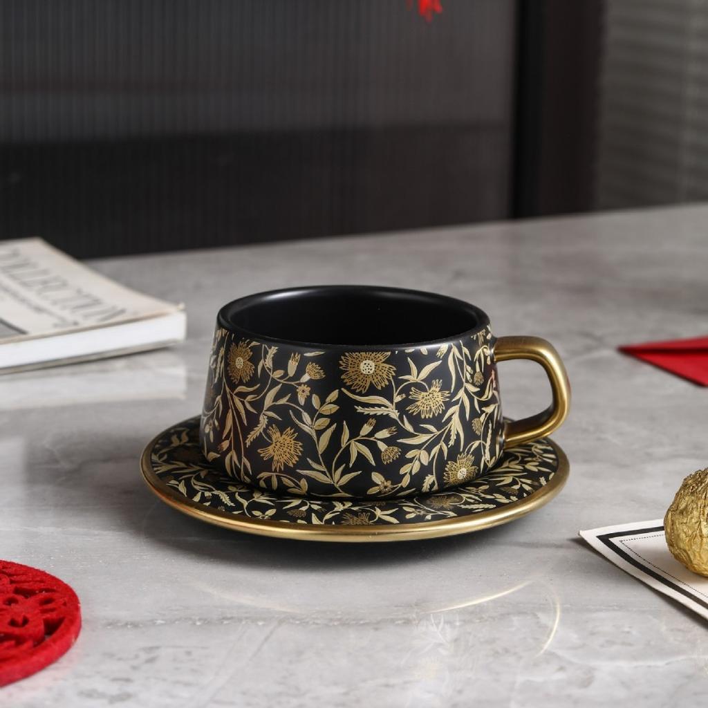 Luxury Gilded Mandala Flower Ceramic Coffee Cup Saucer Exquisite Afternoon Tea Dessert Mug Home Breakfast Milk Cup Couple's Mug