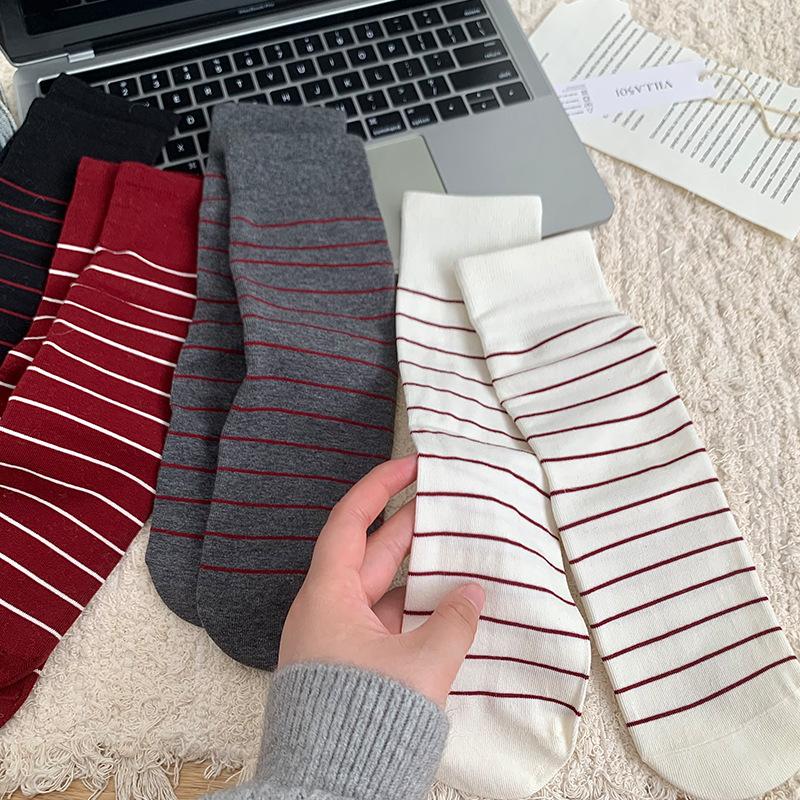 5 Pairs  Autumn and Winter Ankora Red Socks Women Straight Board Boneless Cotton Mid-calf Hundred Stripes Polka Dot Stacked Socks