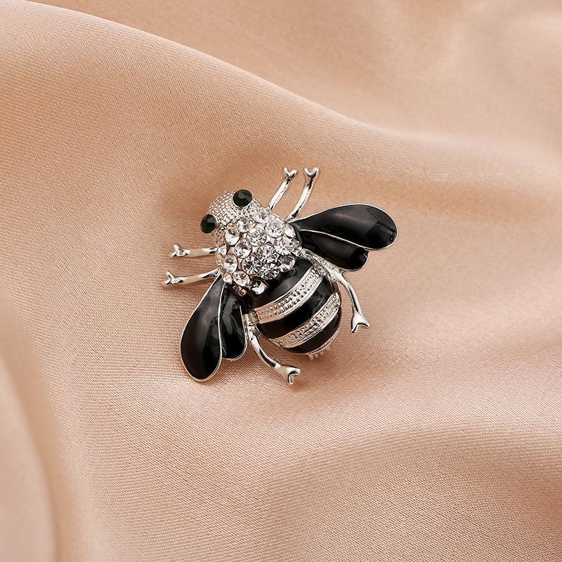 Cute Rhinestone Bee Brooch Women Party Accessories Insect Pearl Corsage Brooches Clothing Accessories