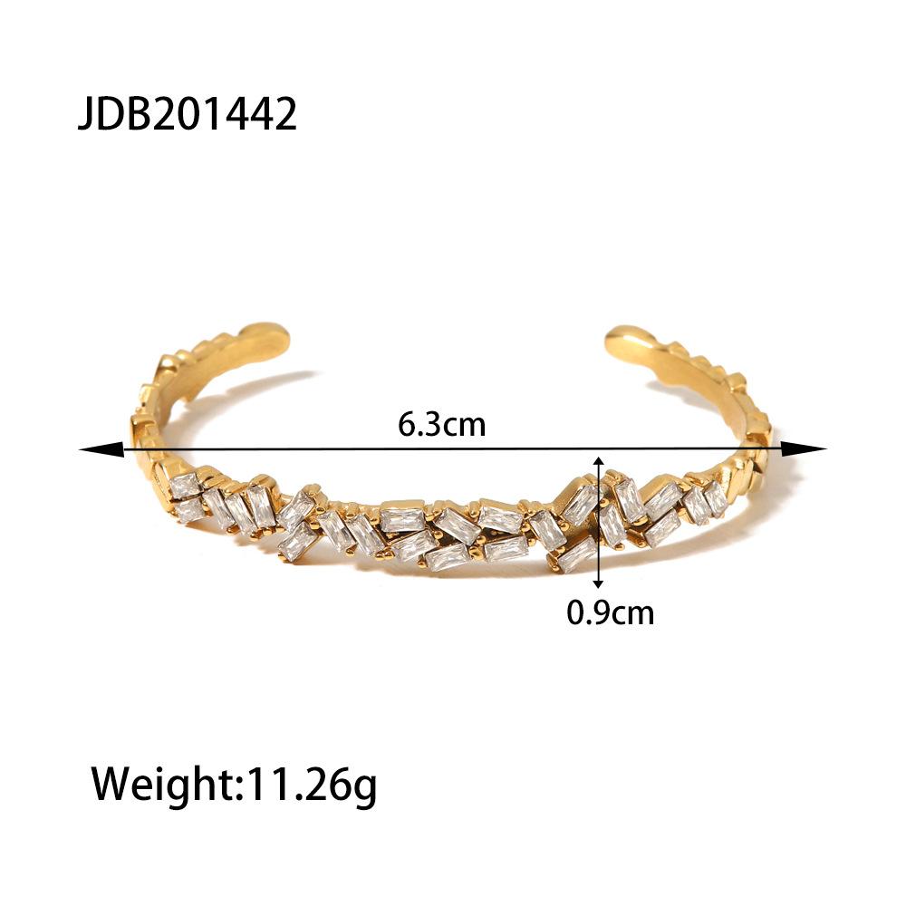 European and American elegant temperament minimalist cold wind versatile inlaid zircon opening bracelet bracelet does not fade bracelet