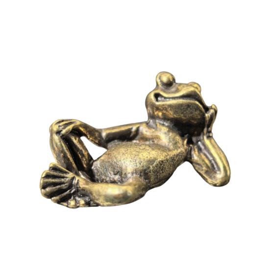 Meditation Frog Figurine Alloy Mini Zen Frog Statue Retro Miniature Frog Desktop Ornament for Home Office Drawing Room Decoration