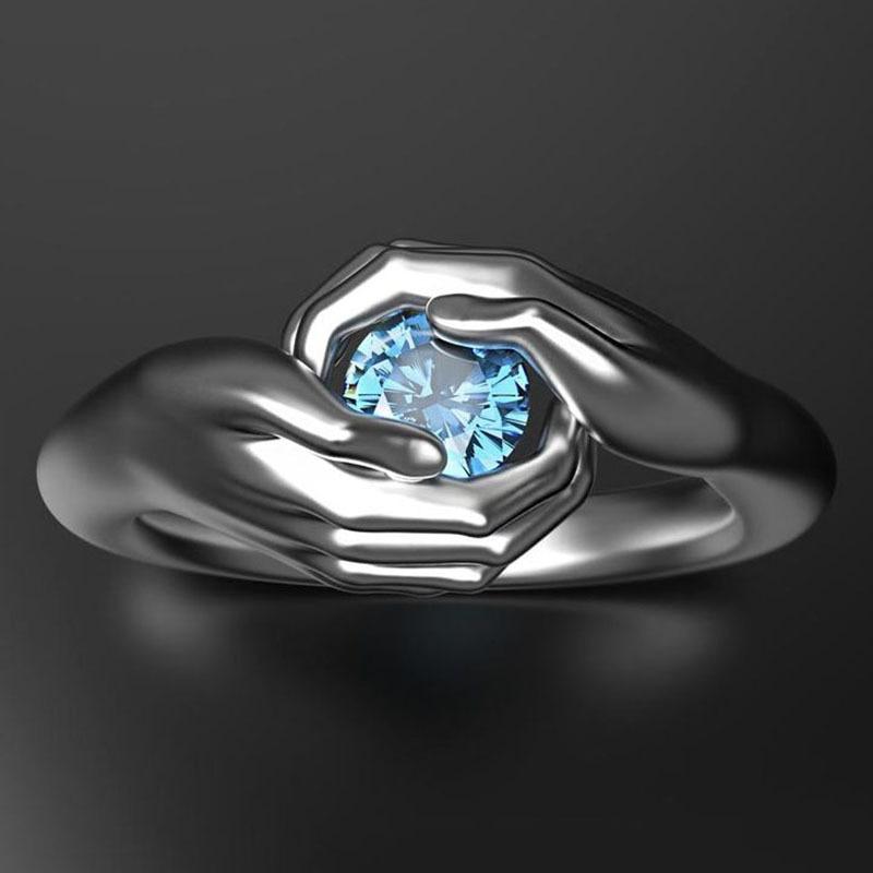 Romantic Love Hug Crystal Ring Creative Love Forever Couple Hands Hug Rings for Women Men Fashion Wedding Jewelry
