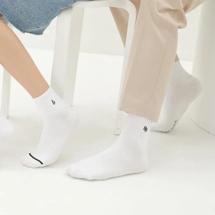 [Banana Brothers] Simple B Logo Socks 2 Colors