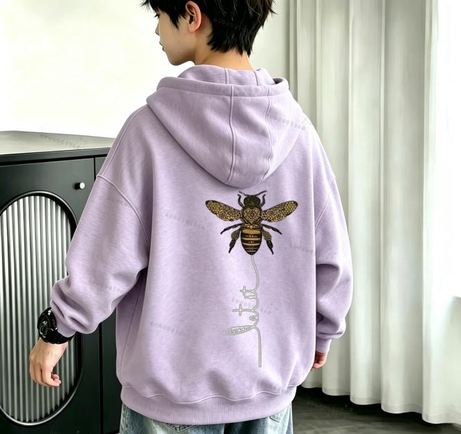 Latest children's bee-themed animal-pattern pullover hoodie - stylish and warm loose-fitting pullover for kids of all ages