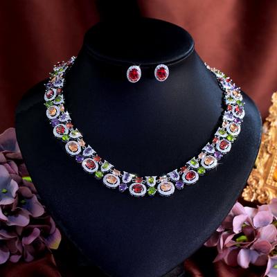 Mittelalterlicher Vintage Zirkon Kleid Abendessen Braut Halskette Ohrringe Set Vintage Hofwind Abdeckung Kette