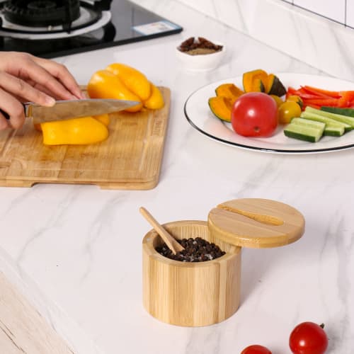 EDENMS Bamboo Salt Box with Spoon, Salt Cellar, Salt Keeper, Spice Storage Box, Seasoning Pot, Sugar Bowl with Swivel Magnetic Lid, Kitchen Spice Cell