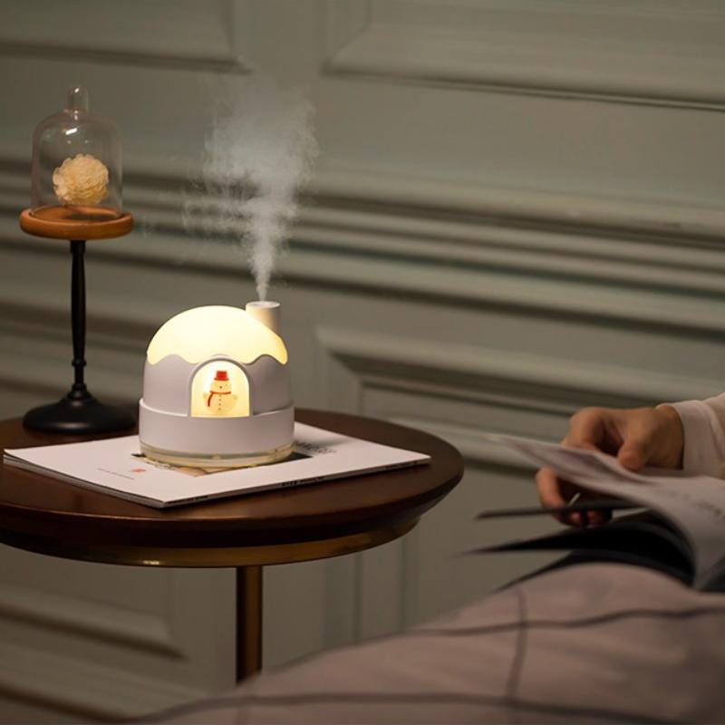 1Pcs Igloo Humidifier Night Light Usb Silent Mini Cute Desktop Air Purifier Atomizer Gift Atmosphere Safety Material