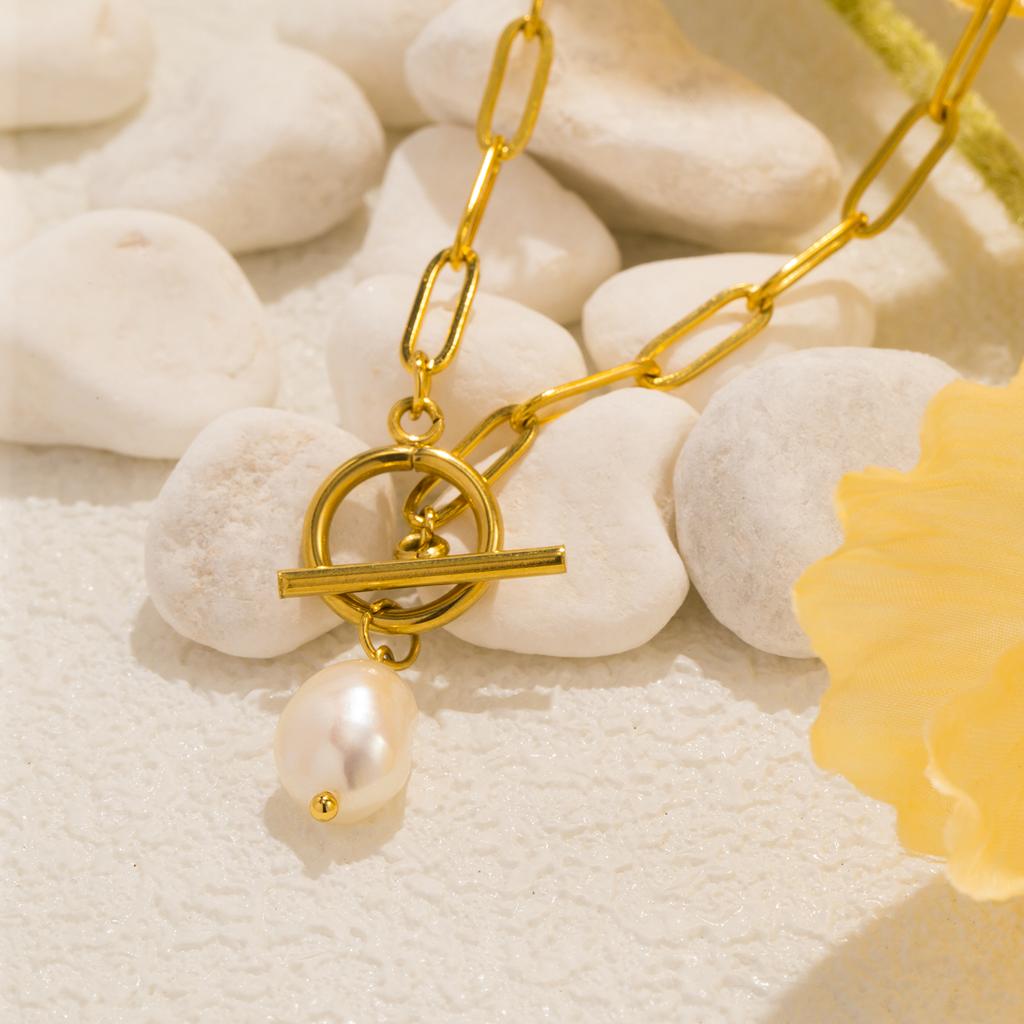 UHBINYCA Elegant Natural Pearl Pendant Necklace for Women, Stainless Steel Chain&OT Buckle Anti Rust Jewelry