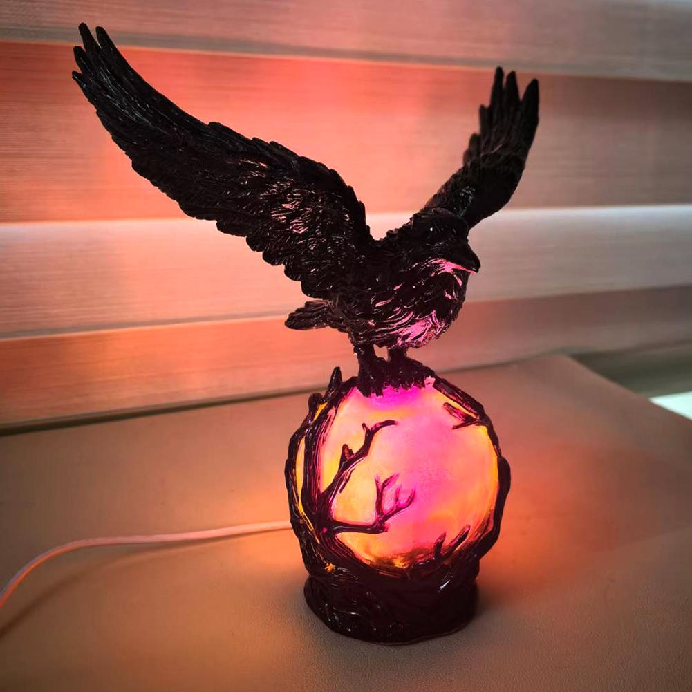Eagle-shaped Glowing Ornament Resin Decorative Lamp Gothic-style Home Desktop Ambience Light Holiday Party Decoration