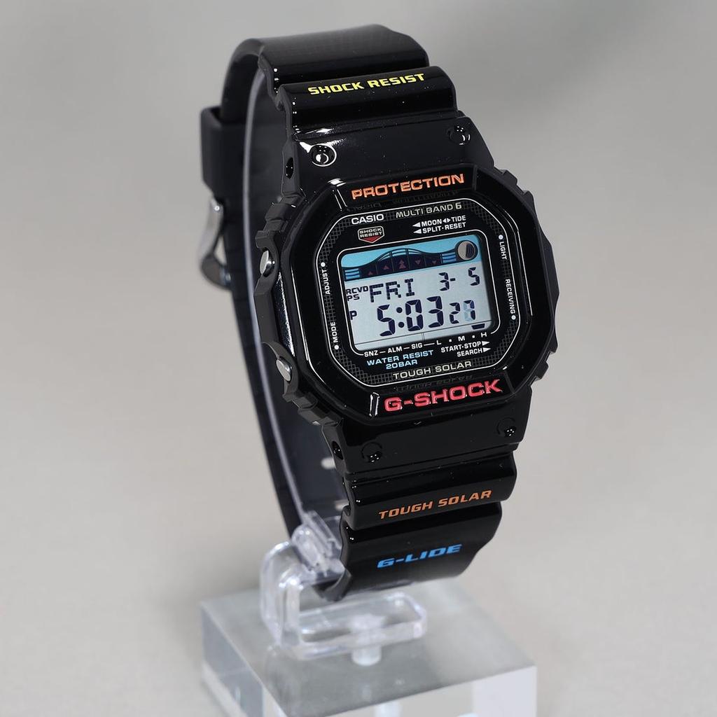 CASIO G-SHOCK G-LIDE GWX-5600-1JF Solárne rádiom riadené pánske hodinky