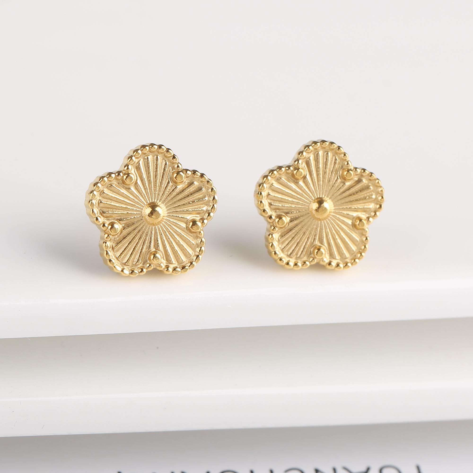 

Y2K Laser Stainless Steel Five-Leaf Flower Drop Earrings Classic Style for Women Girls Party Wedding Luxury Clover Jewelry Gift