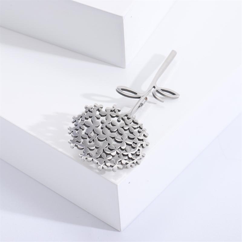 Fashionable Sophisticated Dandelions Lapel Pin with Dripping Oil Designs Contrast Accessory for Party Supplies Costumes