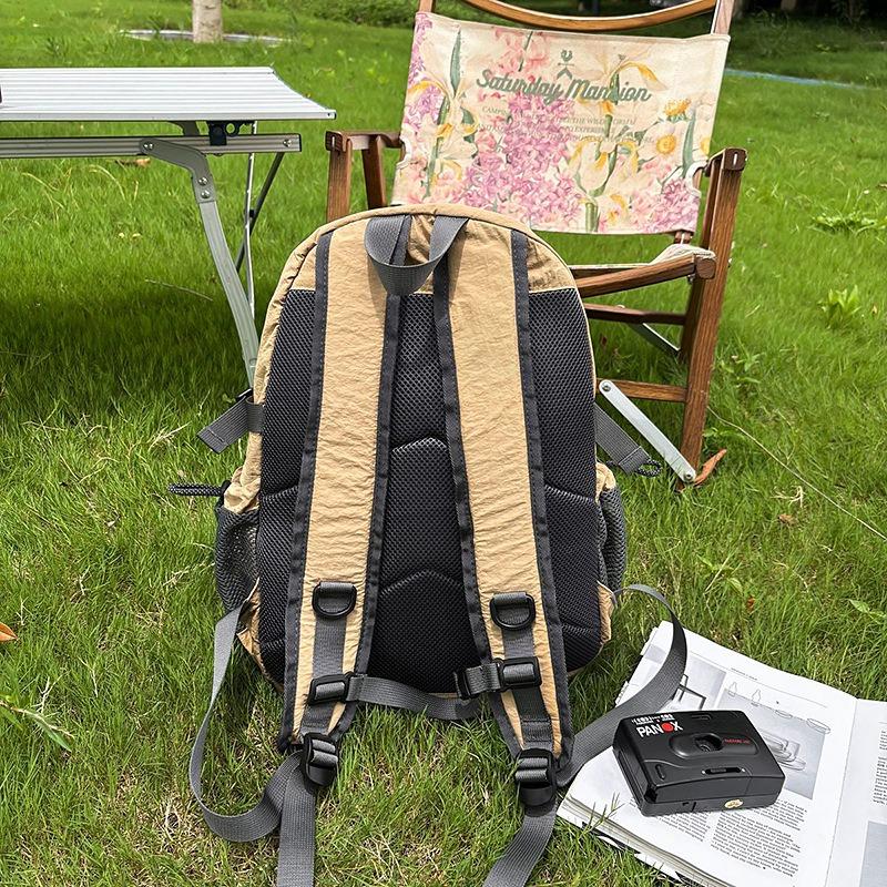 School bag new high-value fresh contrasting color splicing backpack couple lightweight mountaineering travel spring outing backpack