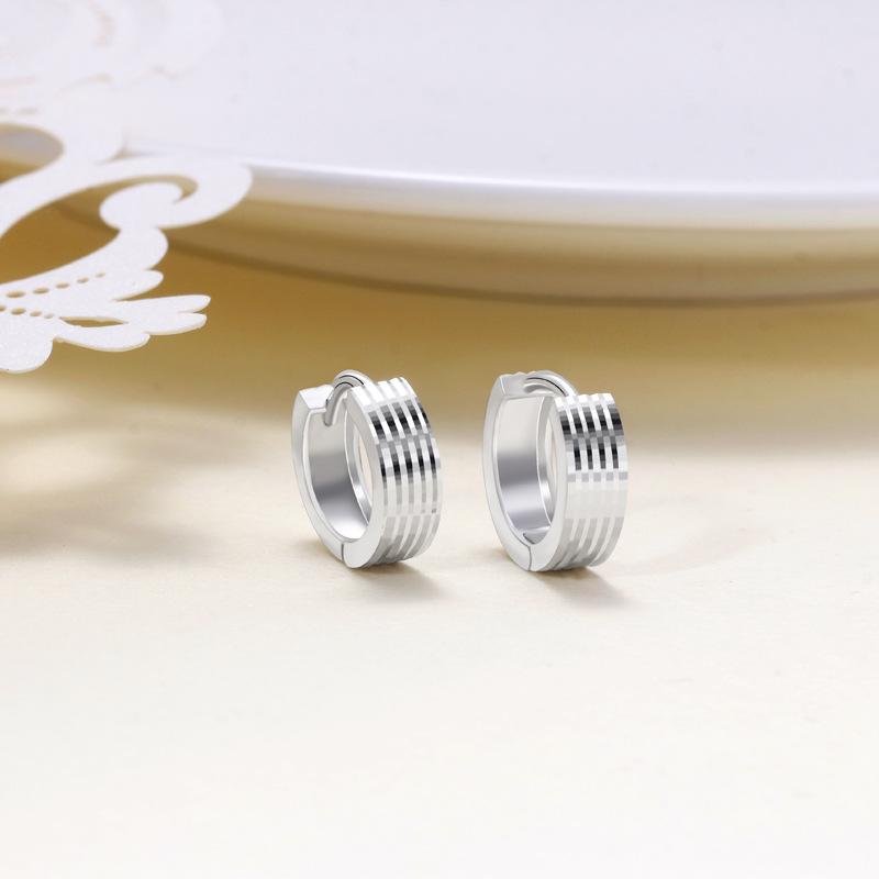 Japanese and Korean Simple Striped Ear Buckles, Female Sweet and Cool, Cold Temperament, Advanced Car Flower Earrings
