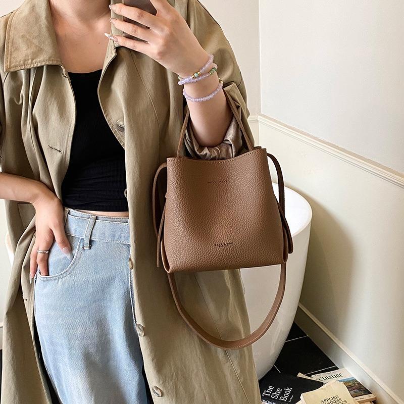 Texture fashionable and simple small bag women's new trendy bucket bag shoulder crossbody bag