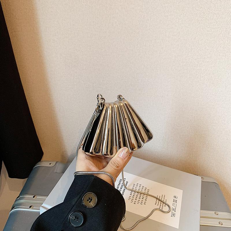 

Сумка-ракушка модная универсальная цепочка серебристая мини маленькая сумка женская 2025 новая трендовая высококлассная на плечо кроссбоди серебряный