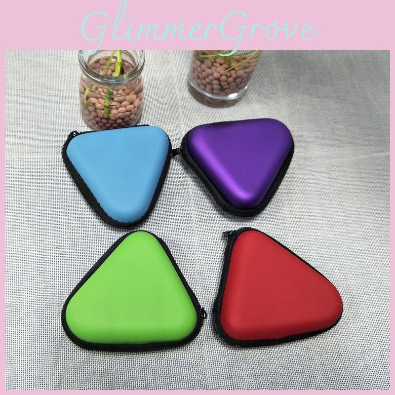 Stilvolle Dreieck Finger Spielzeugbox Geschenkbeutel Hartbox Schutzhülle 9 2,5cm