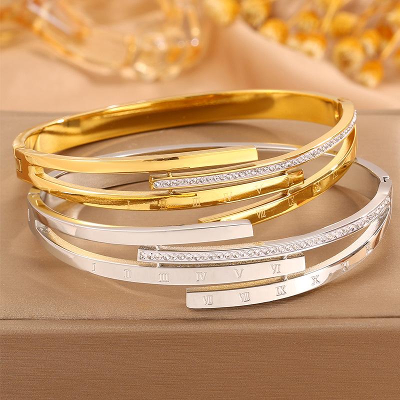 New Three-layer Irregular Roman Numeral Women's Fashionable High-end Light Luxury Bracelet