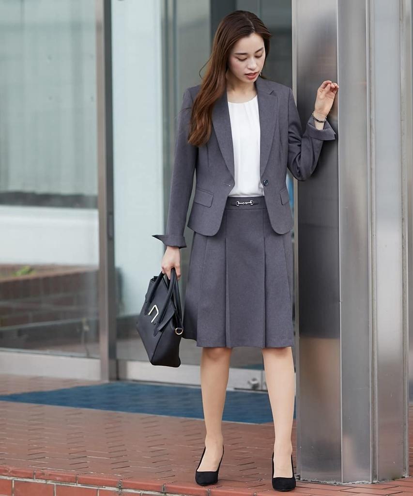 Skirt Suits to Enhance Your Beauty Jacket Pleated Lining with [Nissen] [Women's Suits] (Tailored + Skirt) (Jacket Color-Coordinated Piping)