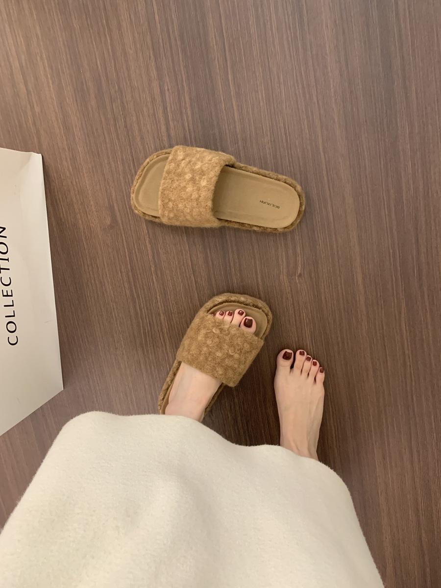 

BEILIXUAN evening wind fluff word with thick bottom fluff slippers women wear 2025 autumn and winter new cotton slippers 39