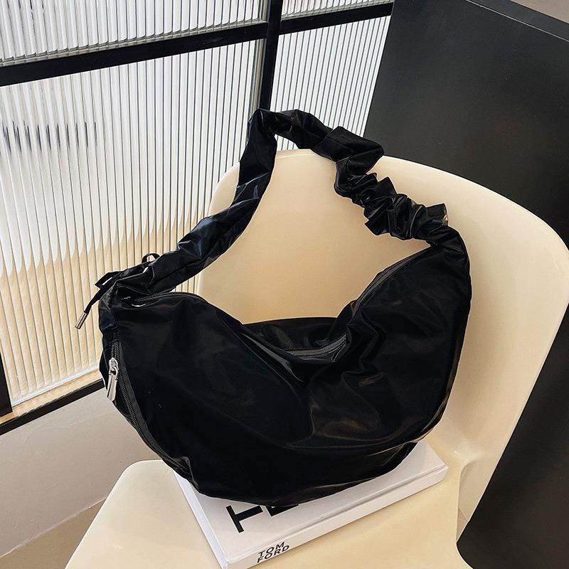 

Модные женские сумки с высокой стоимостью, повседневные, плиссированные, новые, нишевые, универсальные, через плечо, кроссбоди, сумки-пельмени чёрный