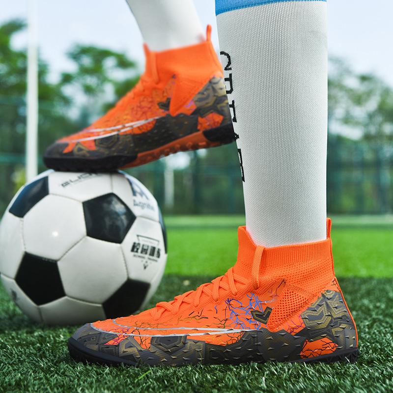 Professional Soccer Shoes Men Lace-up Long Stud Soft Sports Shoes Men Wear-resistant Training Ultra-light Football Boots Men
