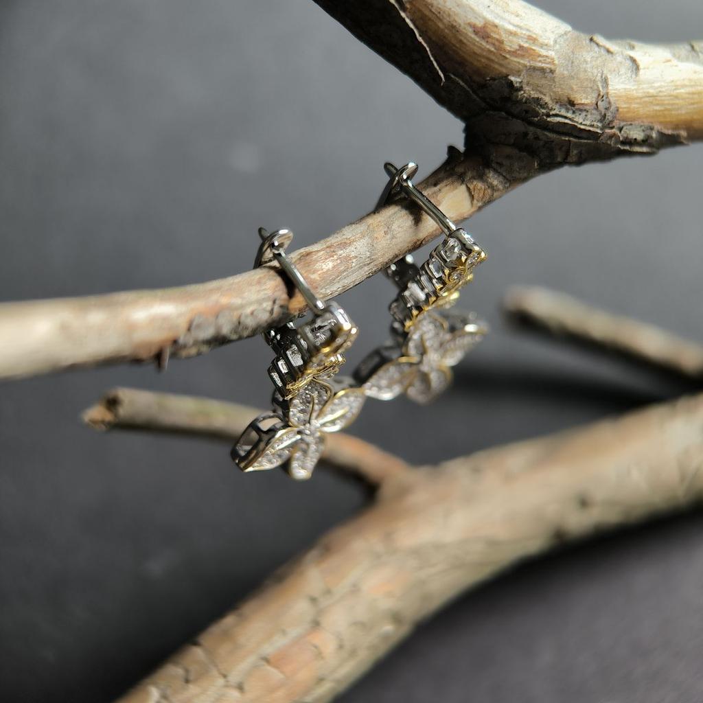 Серебряные серьги с фианитами (2187479)