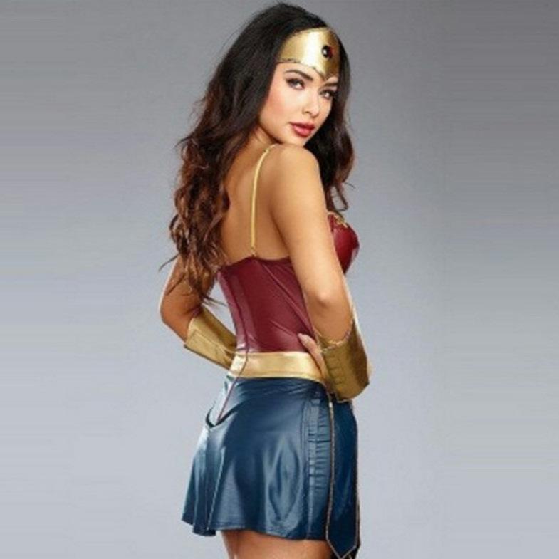 Women's Halloween Gladiator Wonder Woman Costume Set