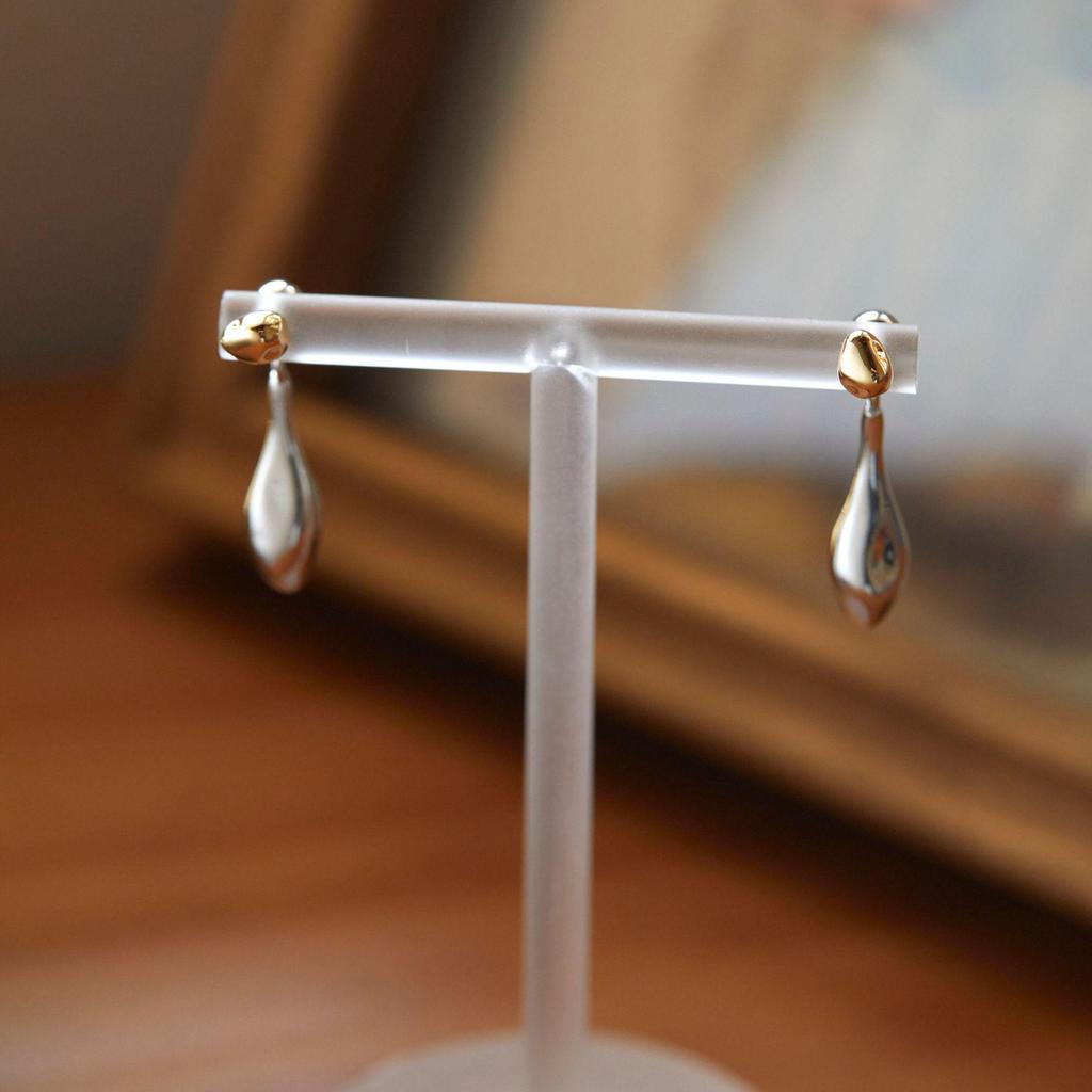 Minimalistische Gold- und Silber-Wassertropfen-Ohrringe – Modische, einzigartige und elegante Ohrstecker und Clips.