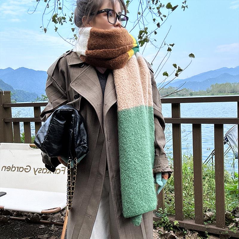 Dopamine rainbow scarf women's autumn and winter new niche design shawl thickened warm high-end long scarf