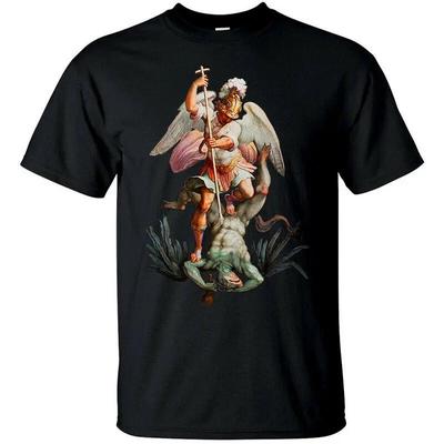Camiseta católica de San Miguel Arcángel que destruye al diablo