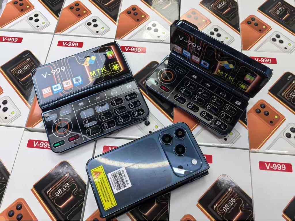 V-999 2G Dual Screen Flip Phone with Folding Design for Students