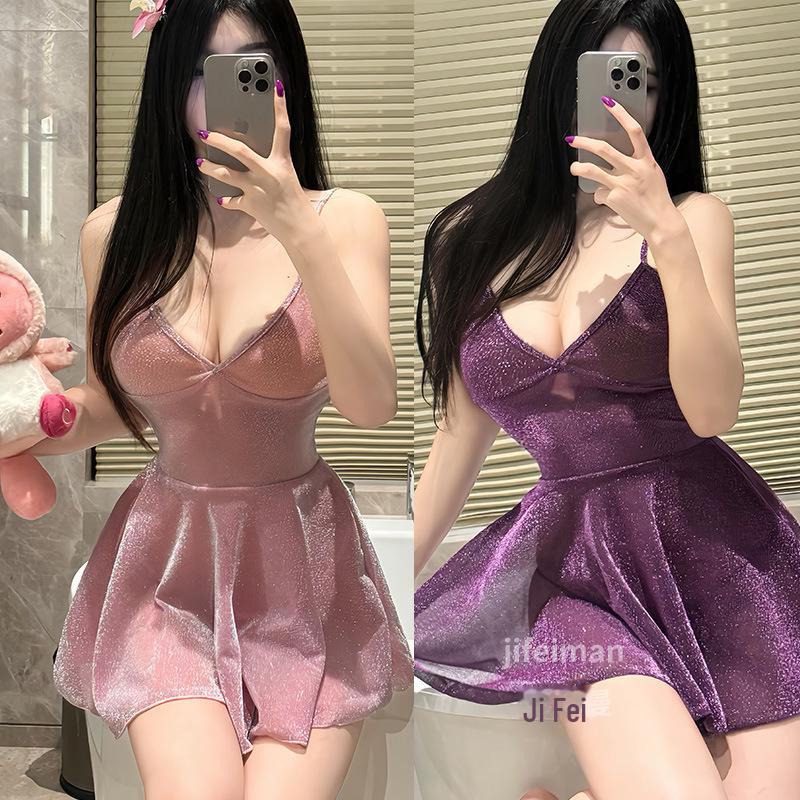 Rote heiße sexy Dessous: Glänzendes Nachtclubkleid & perspektivischer Nachthemd-Pyjama für Damen